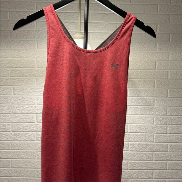 Under Armour Red Tank Top with Scoop Neckline - Picture 1 of 3